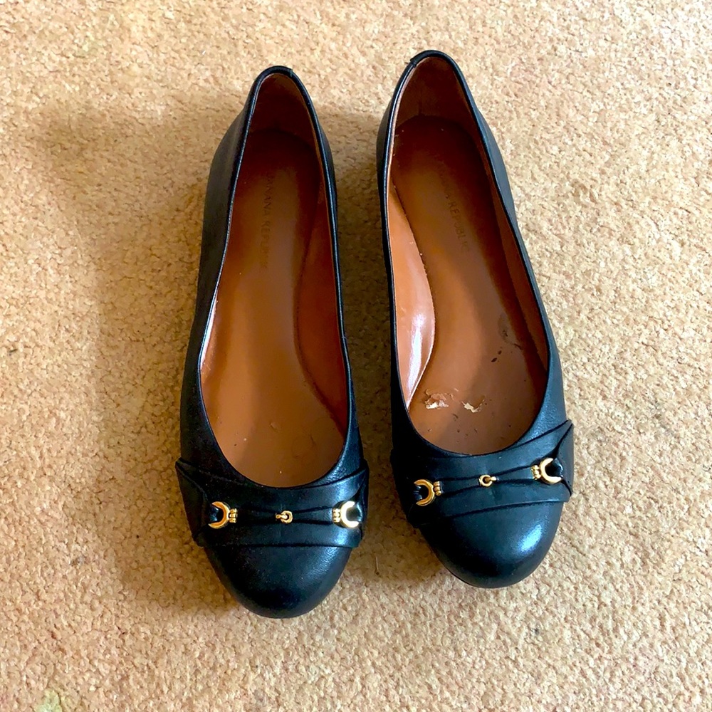 Banana Republic Abbey flat